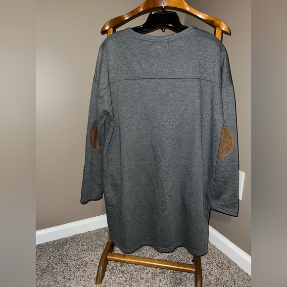 She & Sky Tunic. Size Large. - Picture 4 of 6